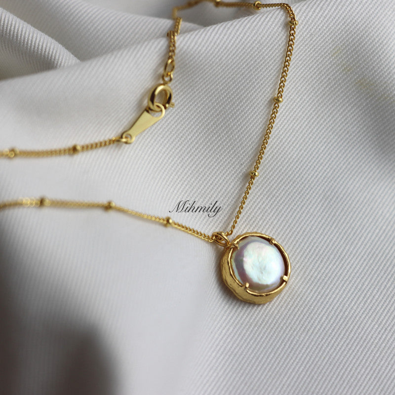 【Mihmily】Vintage Baroque Freshwater Pearl Necklace - Elegant, unique design clavicle necklace, a mood-enhancing accessory