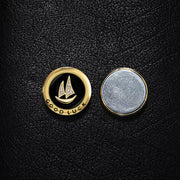 【Mihmily】A Luxurious Black and Gold Enamel Lapel Pin with 'Good Luck' Inscription and Sailboat Motif