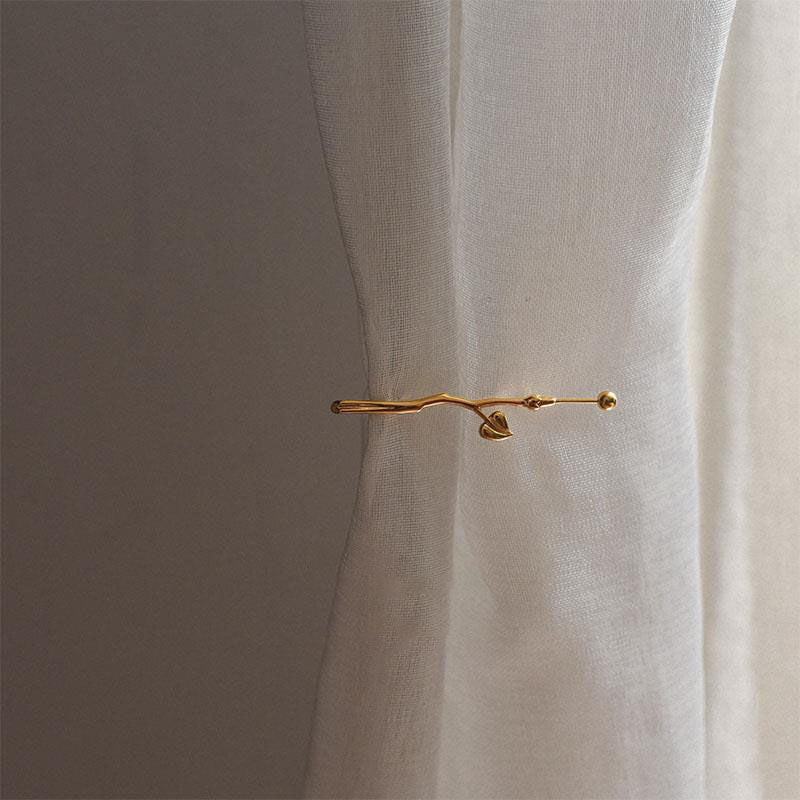 【Mihmily】Elegant and luxurious rose brooch - exquisite feminine niche design, multifunctional safety pin