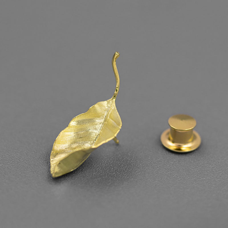 【Mihmily】Elegant Leaf Brooch - Gold and Silver Metal Lapel Pin for Suit, Exquisite Gift