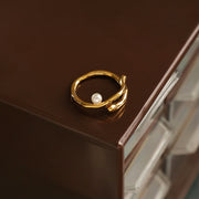 【Mihmily】Elegant and simple pearl ring, a fashion accessory with a chic irregular wave pattern, a perfect gift